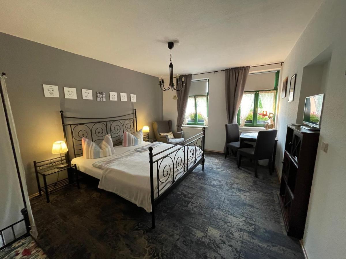 Pension Alt Naumburg Naumburg  Dış mekan fotoğraf